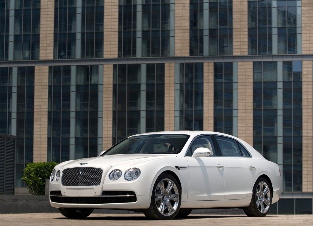BENTLEY FLYING SPUR, foto 13
