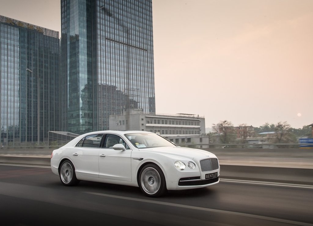 BENTLEY FLYING SPUR, foto 18