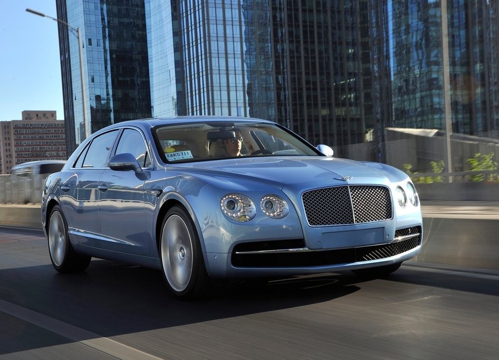 BENTLEY FLYING SPUR, foto 25