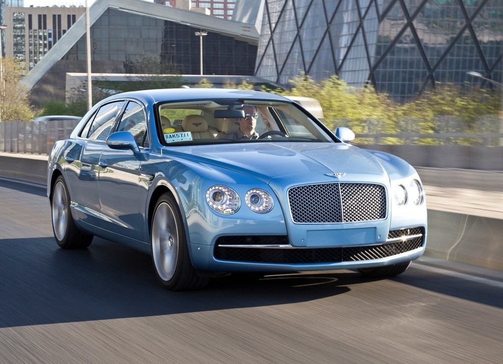 BENTLEY FLYING SPUR, foto 28