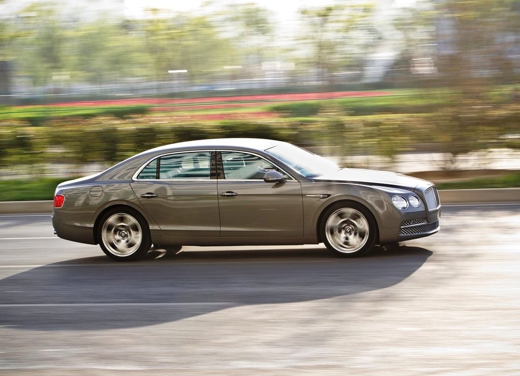 BENTLEY FLYING SPUR, foto 52