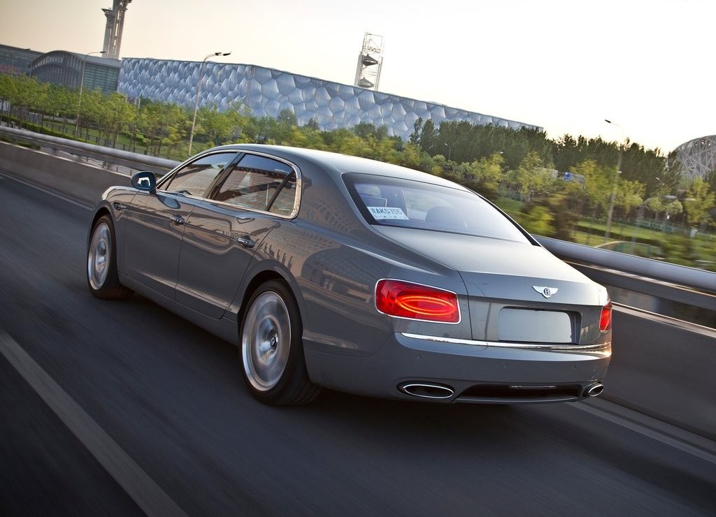 BENTLEY FLYING SPUR, foto 64