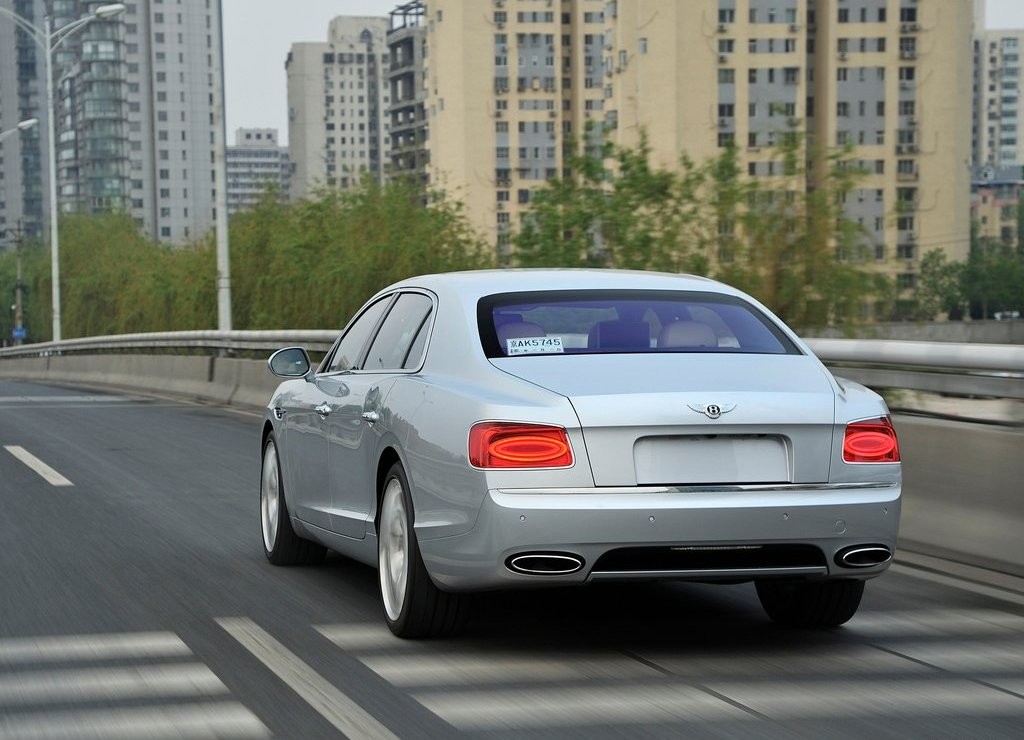 BENTLEY FLYING SPUR, foto 76