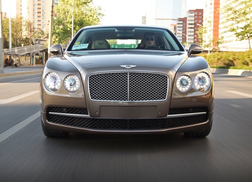 BENTLEY FLYING SPUR, foto 84