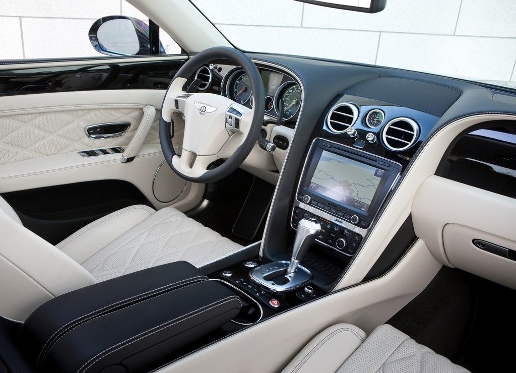 BENTLEY FLYING SPUR, foto 96
