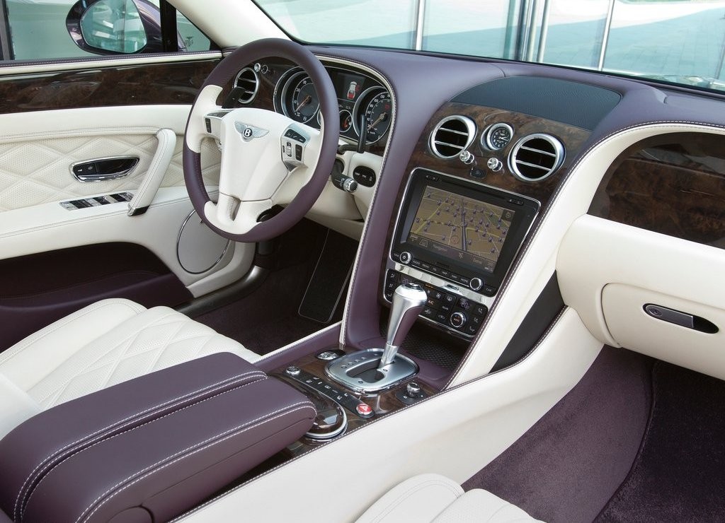 BENTLEY FLYING SPUR, foto 97