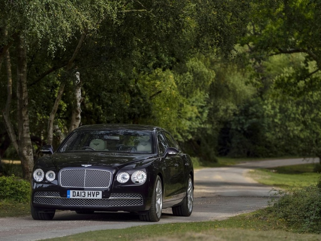 BENTLEY FLYING SPUR, foto 143