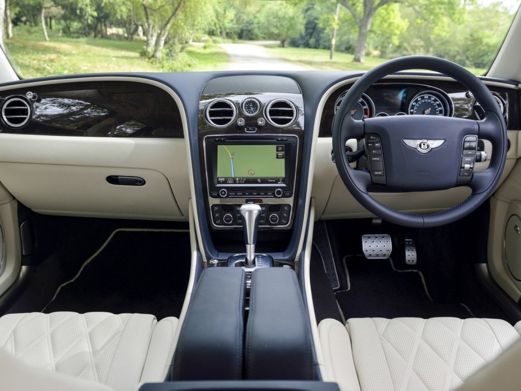 BENTLEY FLYING SPUR, foto 155