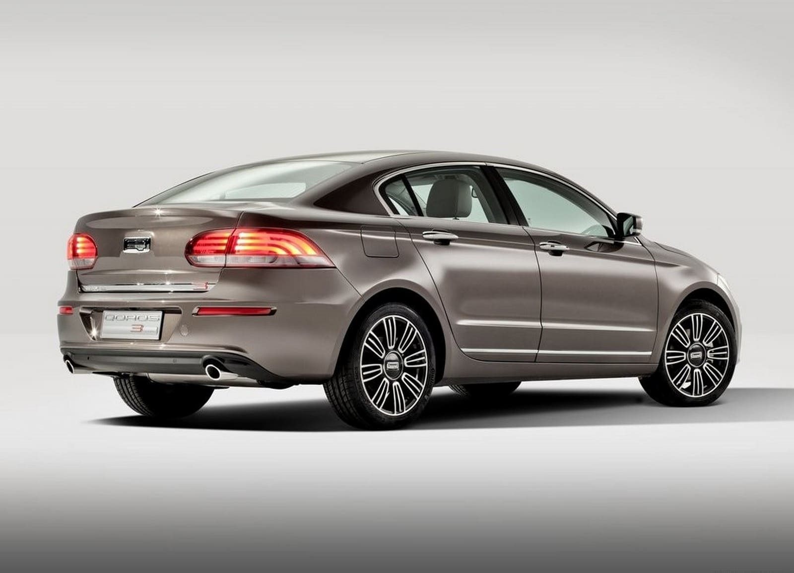 2014 - QOROS 3 SEDAN, foto 4