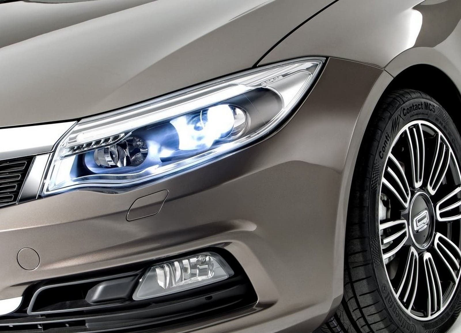 2014 - QOROS 3 SEDAN, foto 10