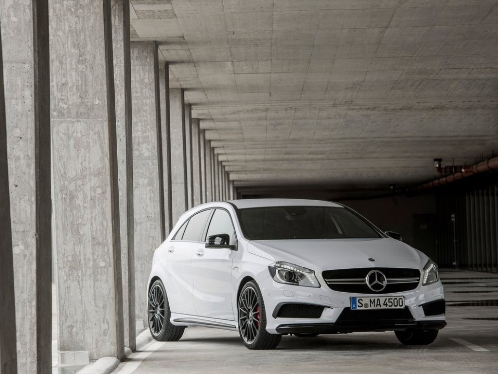 MERCEDES-BENZ A 45 AMG, foto 4