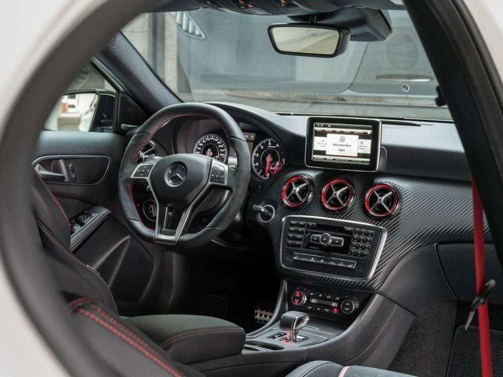 MERCEDES-BENZ A 45 AMG, foto 23