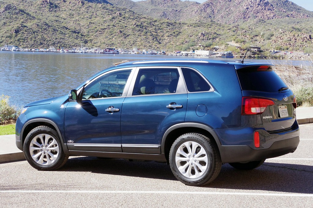 KIA SORENTO, foto 4