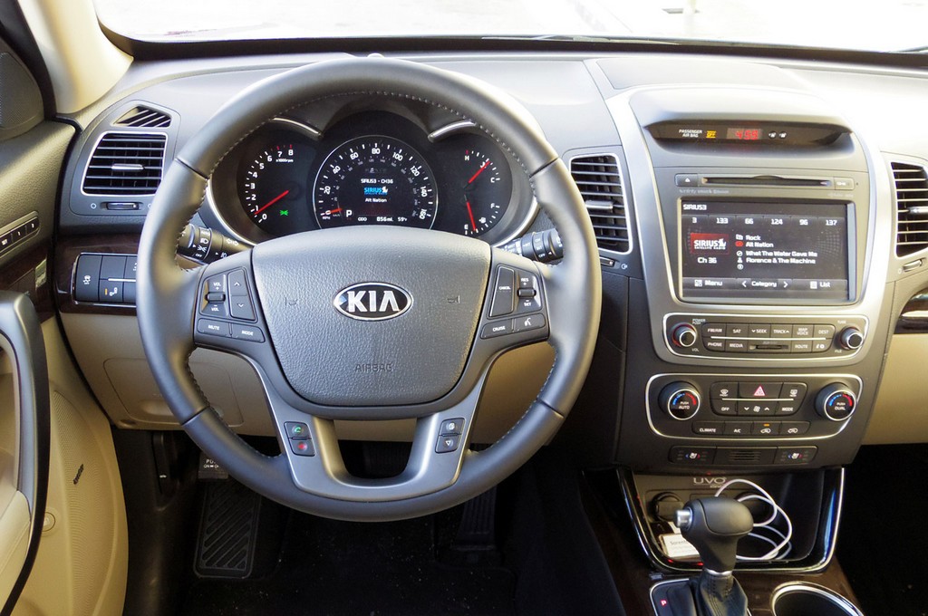 KIA SORENTO, foto 16