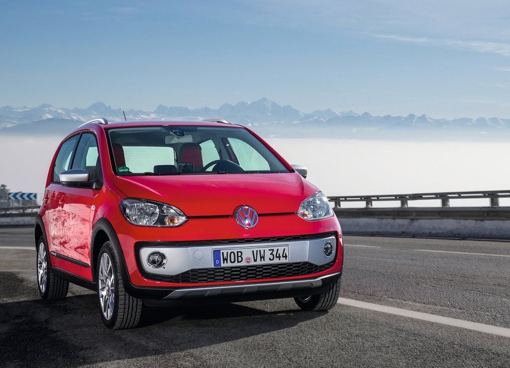 VOLKSWAGEN CROSS UP!, foto 1