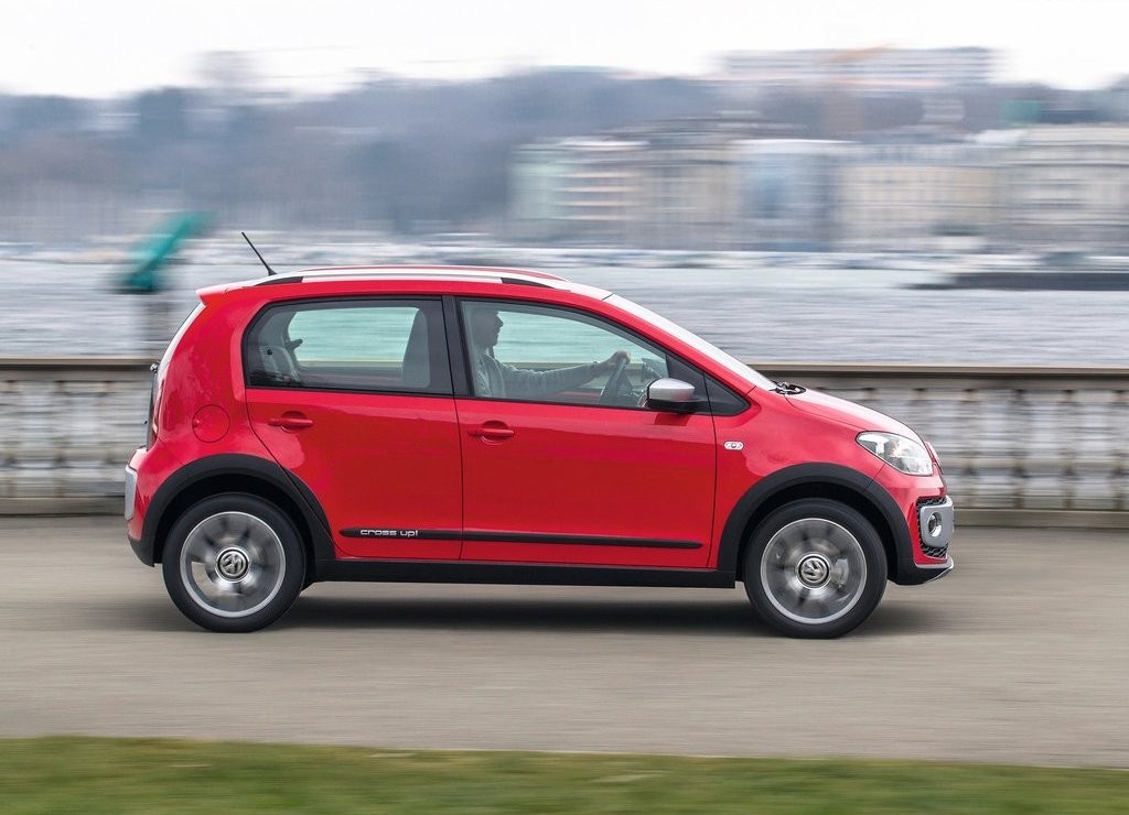 VOLKSWAGEN CROSS UP!, foto 12