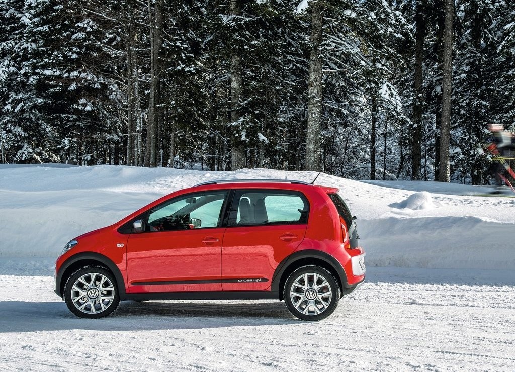 VOLKSWAGEN CROSS UP!, foto 13