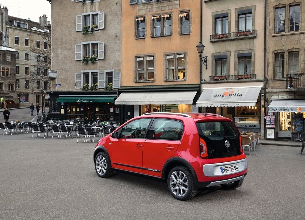 VOLKSWAGEN CROSS UP!, foto 20