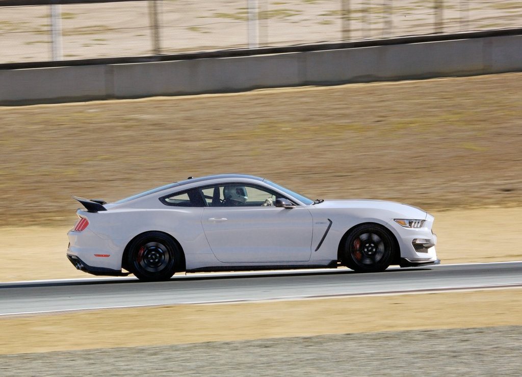 FORD MUSTANG SHELBY GT350R LIQUID BLUE, foto 42