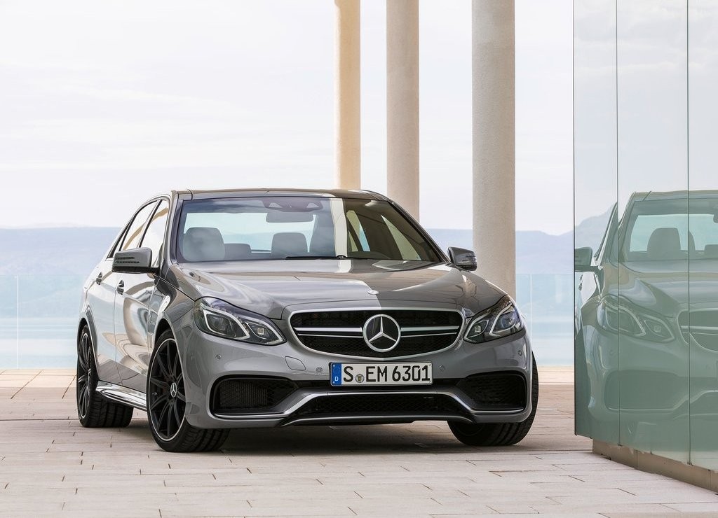 MERCEDES-BENZ E 63 AMG, foto 2