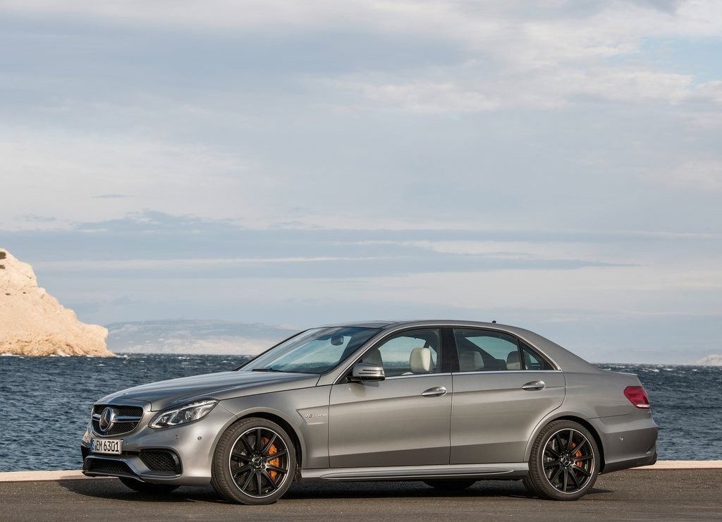 MERCEDES-BENZ E 63 AMG, foto 6