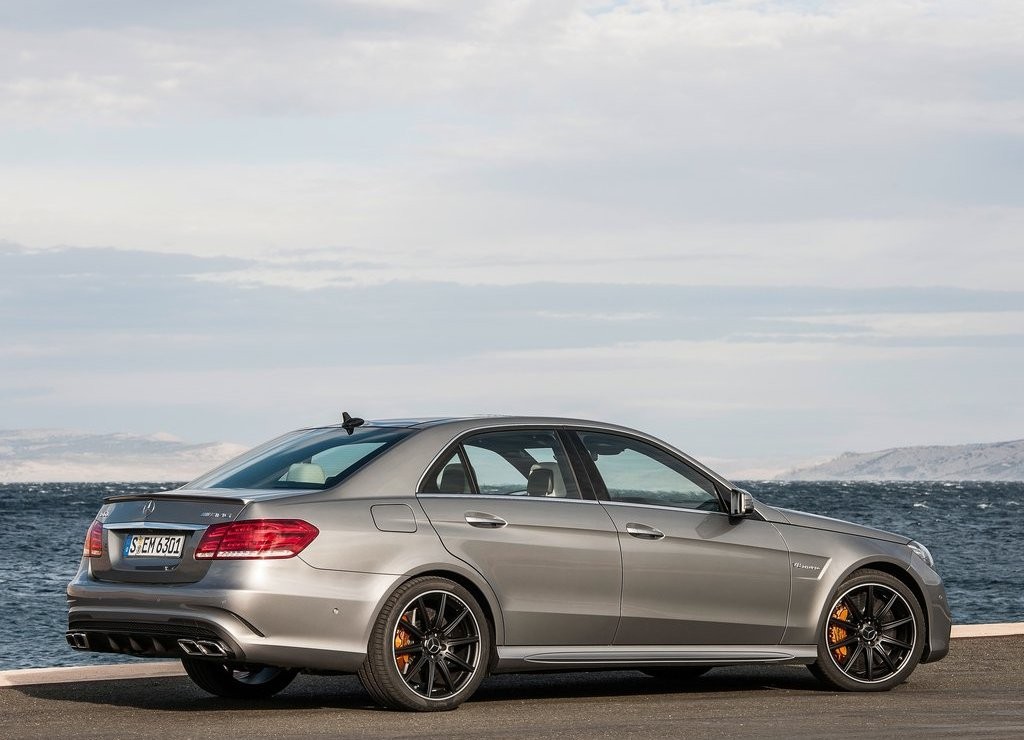 MERCEDES-BENZ E 63 AMG, foto 9