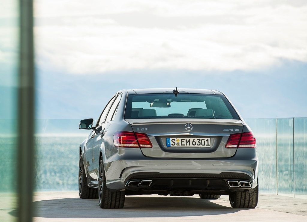 MERCEDES-BENZ E 63 AMG, foto 12