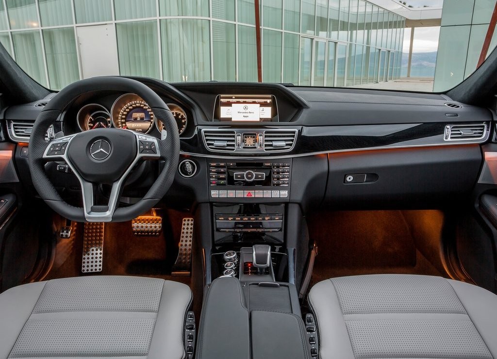 MERCEDES-BENZ E 63 AMG, foto 15