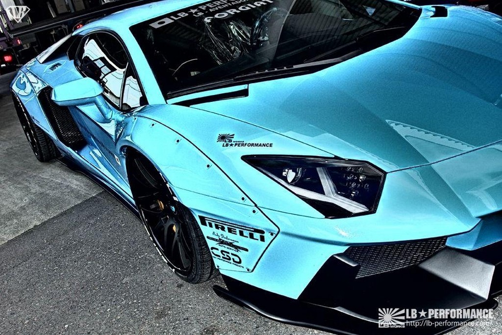 LAMBORGHINI AVENTADOR BY LIBERTY WALK, foto 6