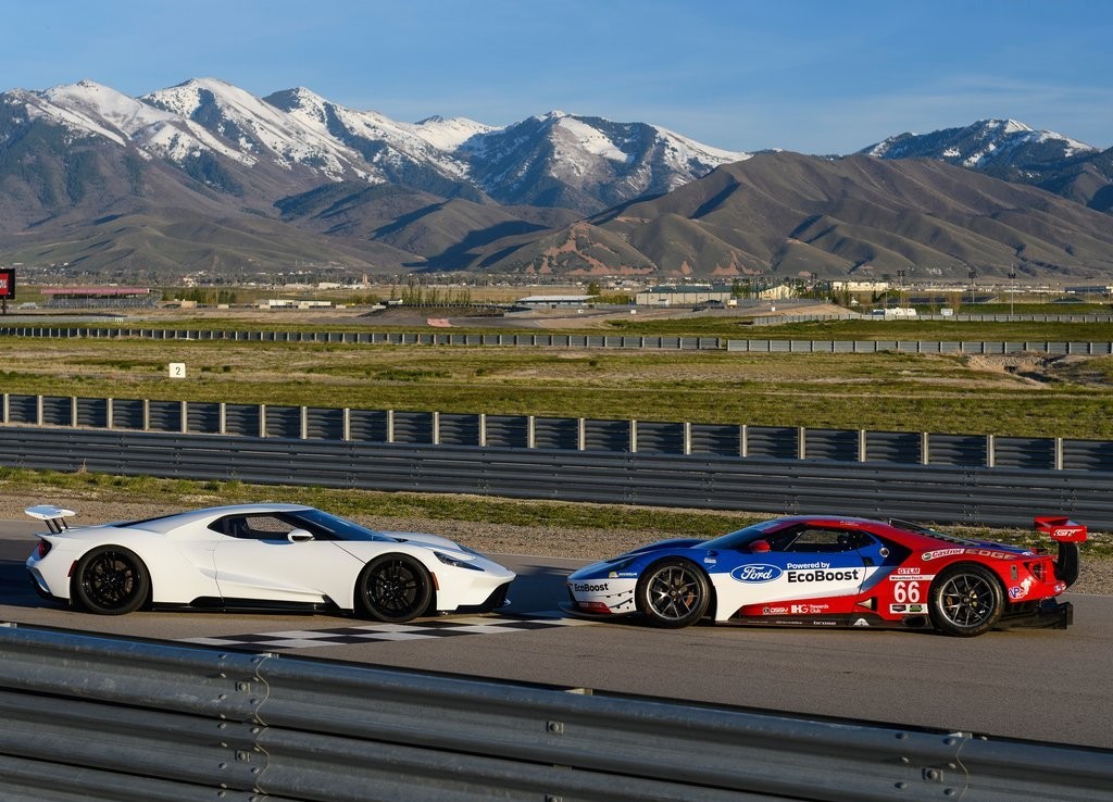 2017 - FORD GT, foto 64