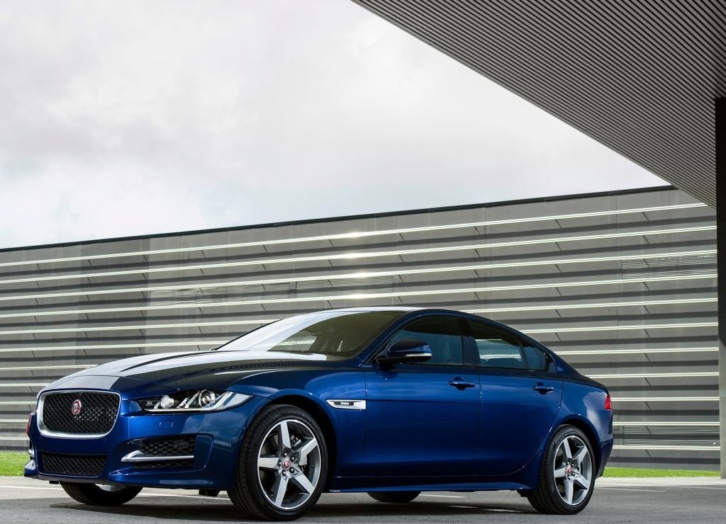JAGUAR XE, foto 1