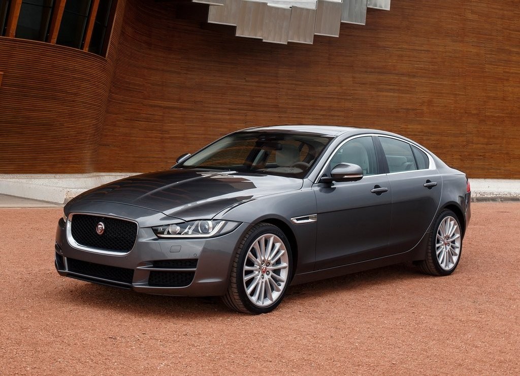 JAGUAR XE, foto 5
