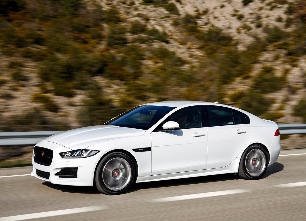 JAGUAR XE, foto 21