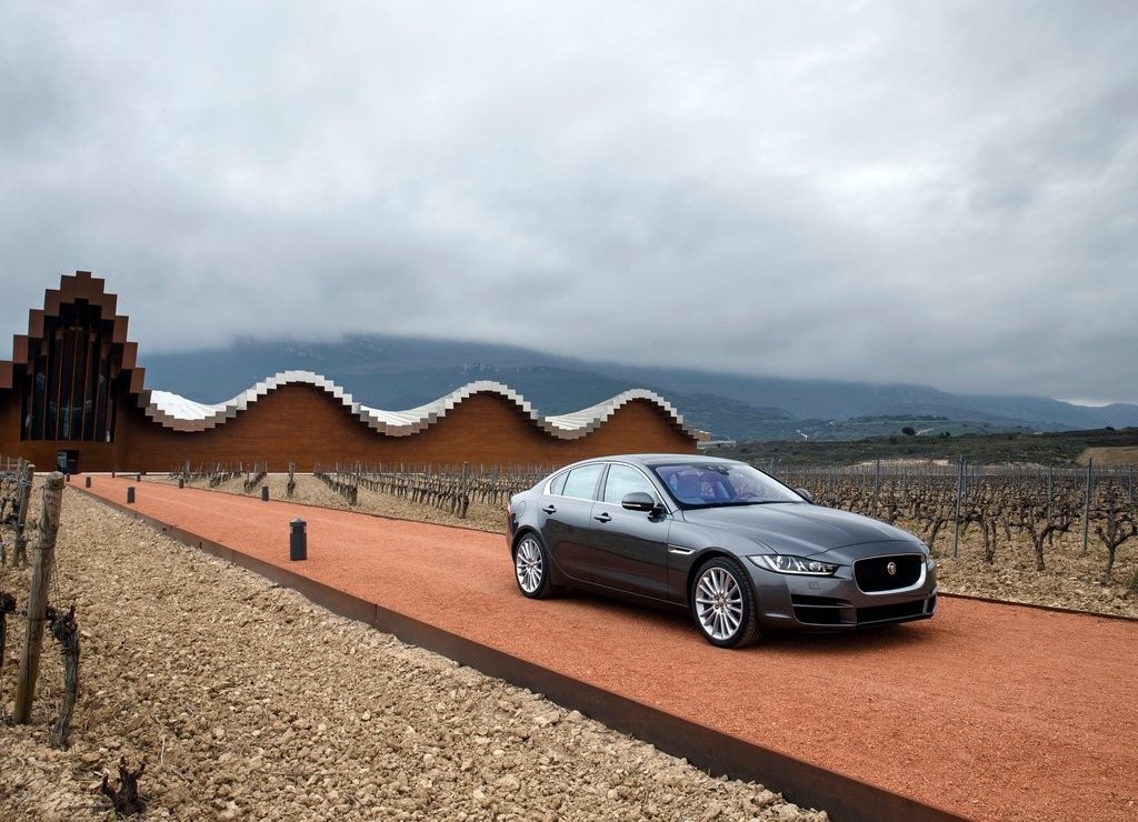 JAGUAR XE, foto 25