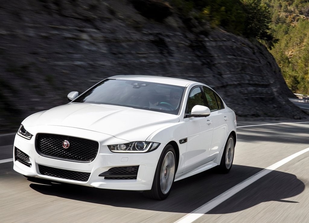 JAGUAR XE, foto 32