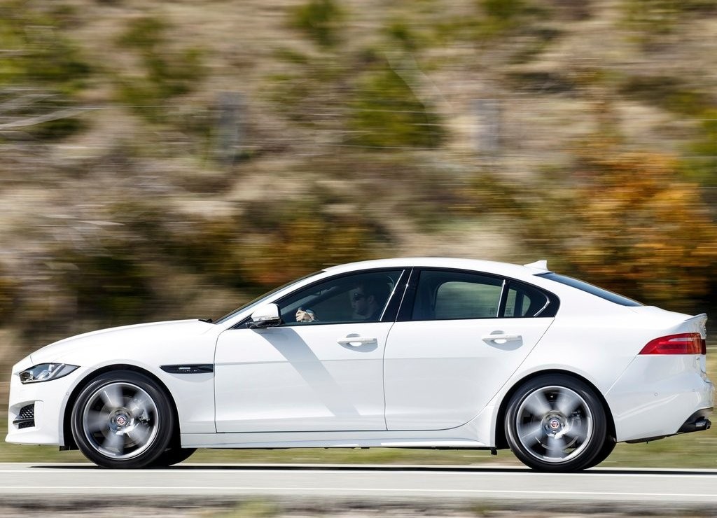 JAGUAR XE, foto 76