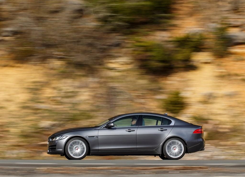 JAGUAR XE, foto 82
