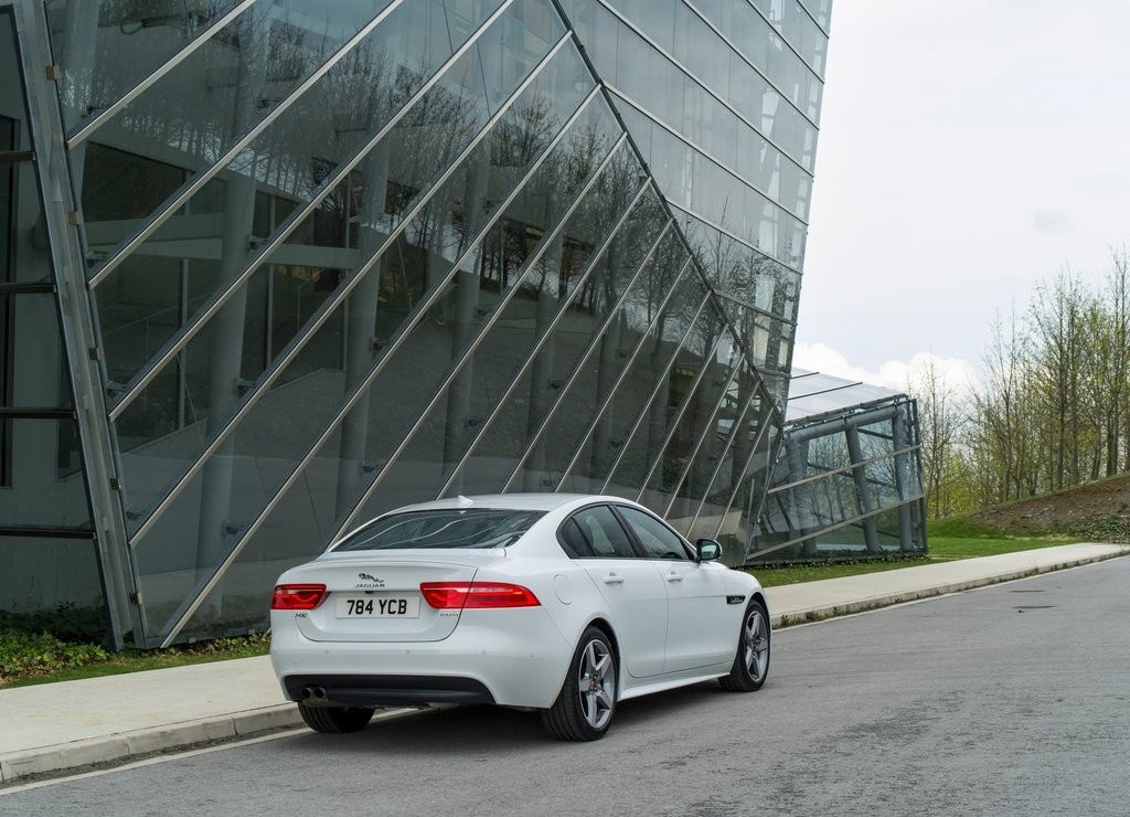 JAGUAR XE, foto 90