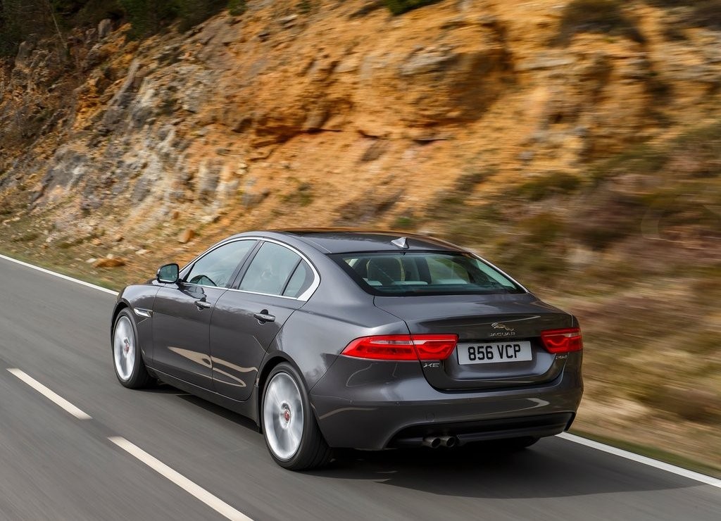 JAGUAR XE, foto 99