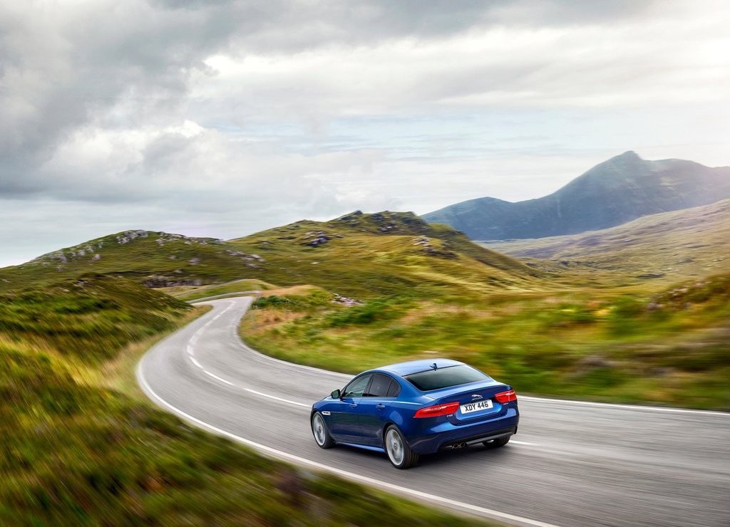 JAGUAR XE, foto 102