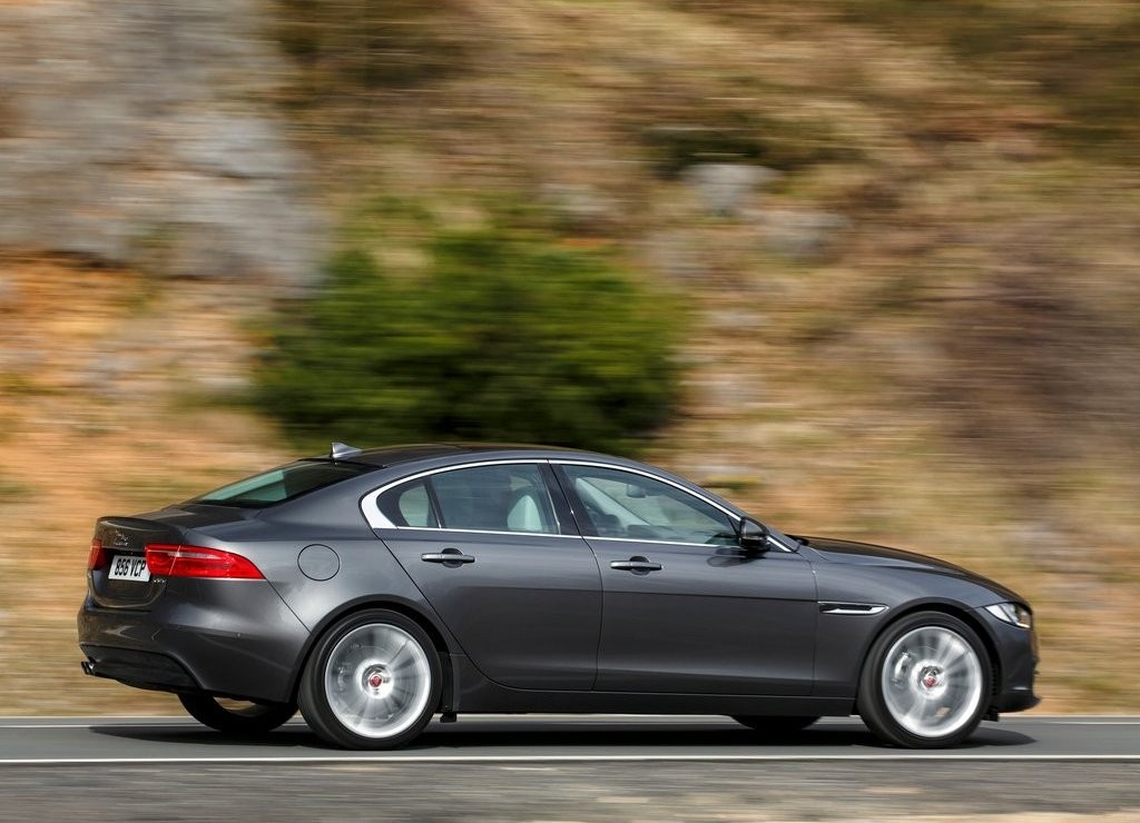 JAGUAR XE, foto 106