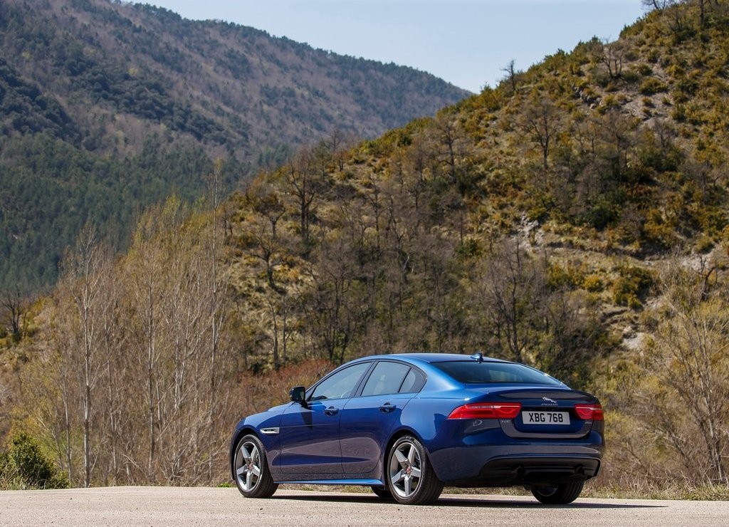 JAGUAR XE, foto 112