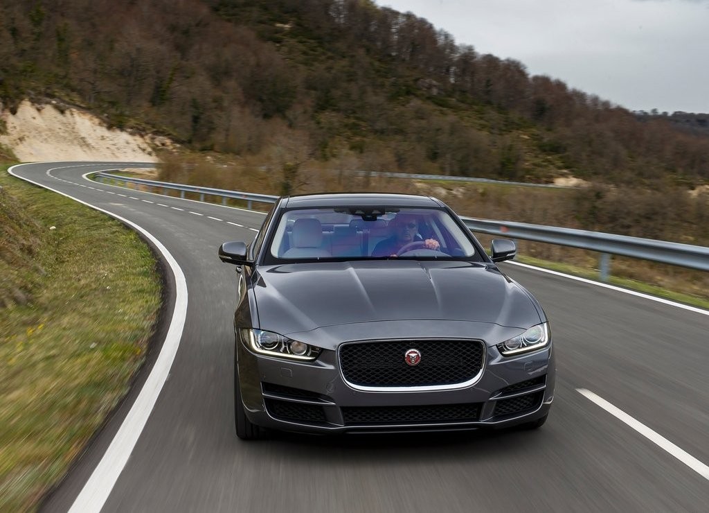 JAGUAR XE, foto 121
