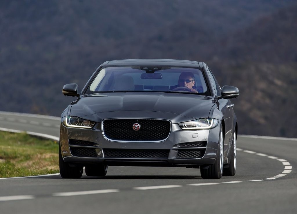 JAGUAR XE, foto 124