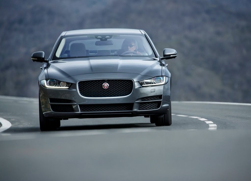 JAGUAR XE, foto 126