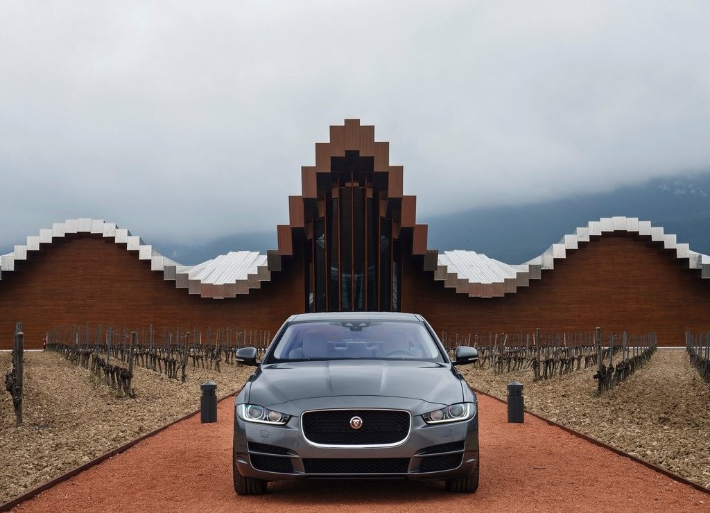 JAGUAR XE, foto 127