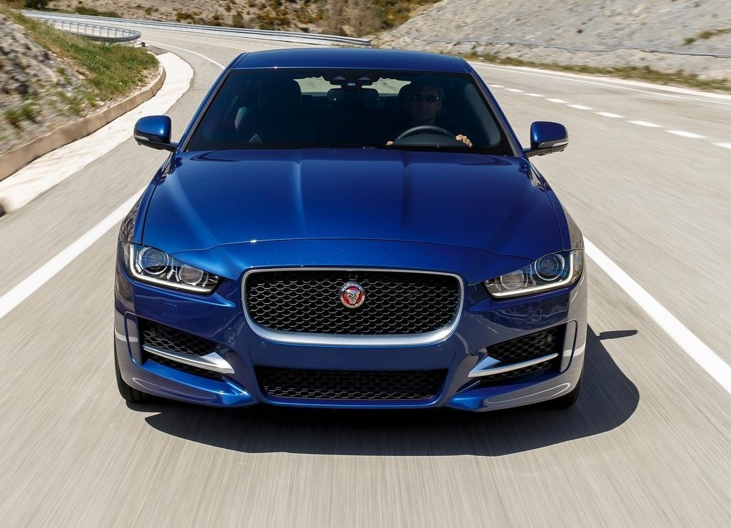 JAGUAR XE, foto 129