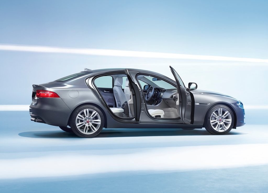JAGUAR XE, foto 150