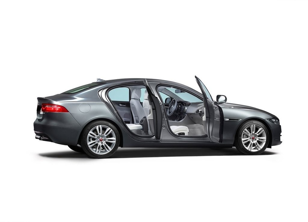 JAGUAR XE, foto 167