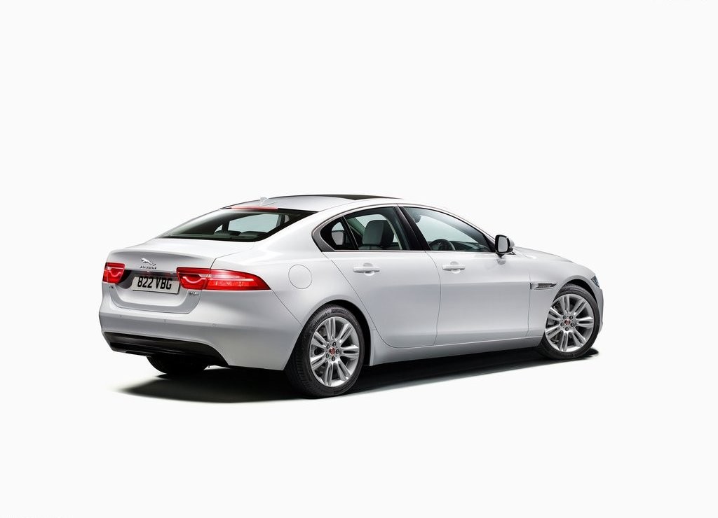 JAGUAR XE, foto 170
